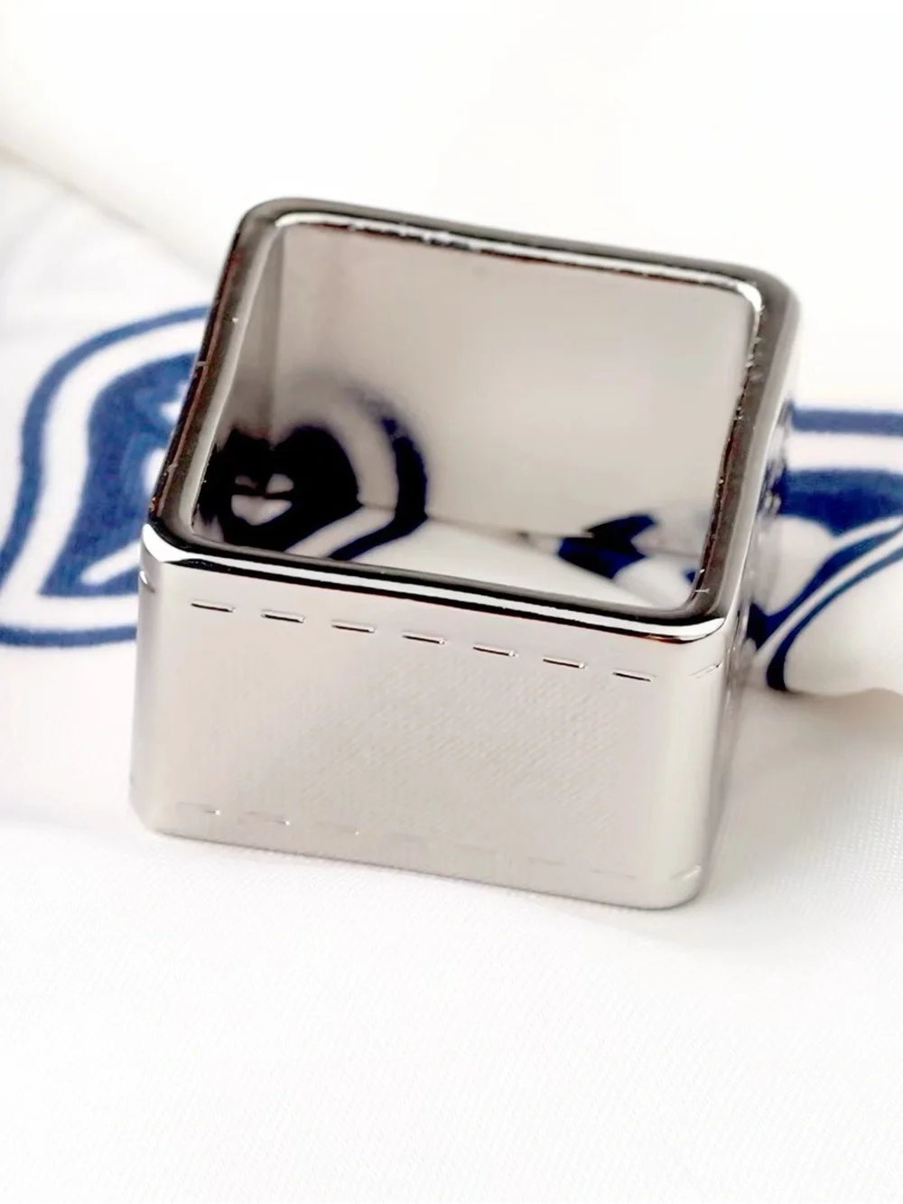 Luxury Silver Horse-Engraved Square Scarf Ring